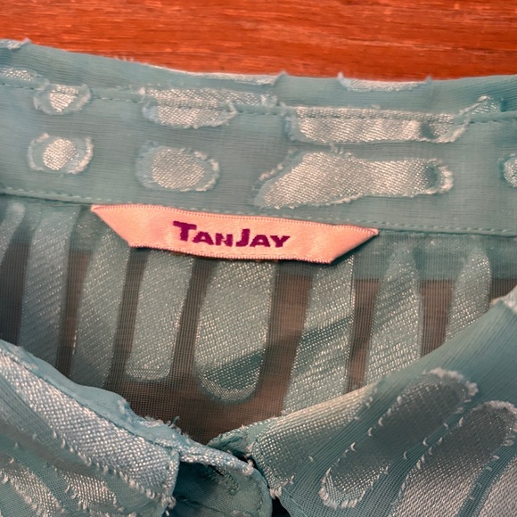 TanJay Light Blue Patterned Top - Picture 2 of 4